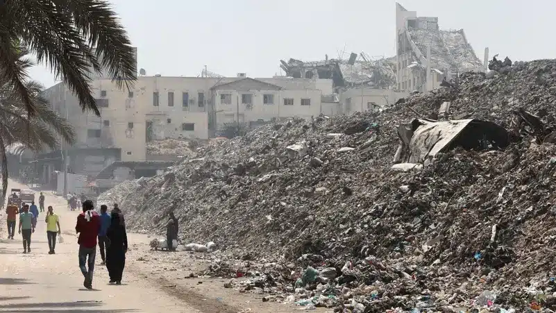 حماس تعلن حل الحكومة في غزة وتسليم الإدارة للجنة “تكنوقراط” وتطالب بالإسراع في تشكيلها