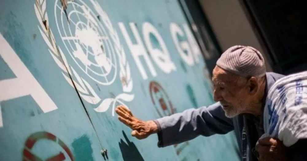 الاحتلال يخطر بإغلاق عيادة تابعة للأونروا في القدس المحتلة