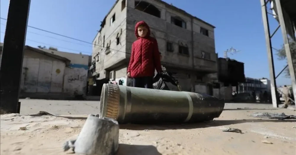 الداخلية الفلسطينية : 90% من مباني غزة تعرضت لأضرار جسيمة