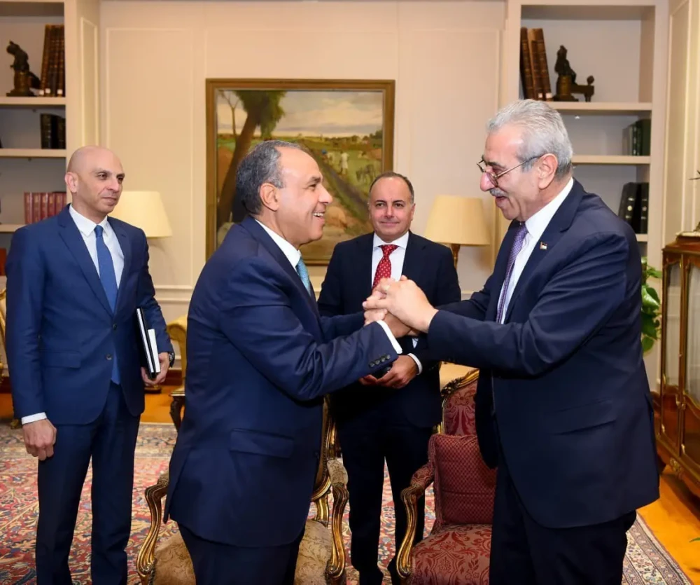 بالصور :  مصر تؤكد دعم “لجنة إدارة غزة” تمهيداً لعودة السلطة