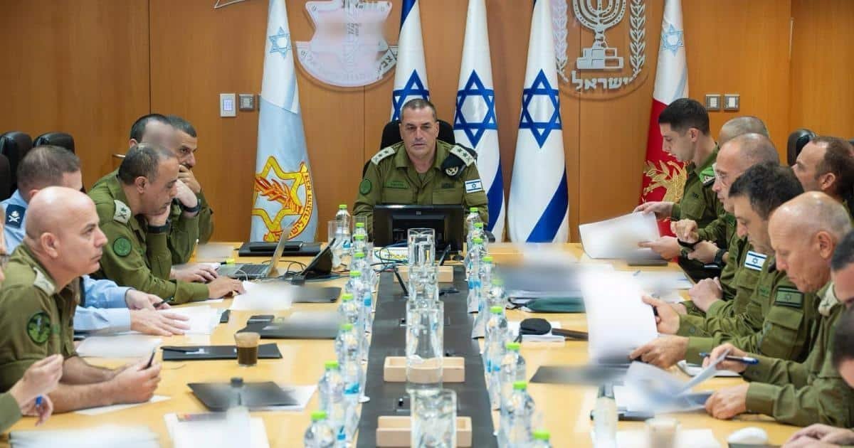 زامير يُشكّك بقدرة القوة الدولية على نزع سلاح حماس ويوجه طلبا لنتنياهو!