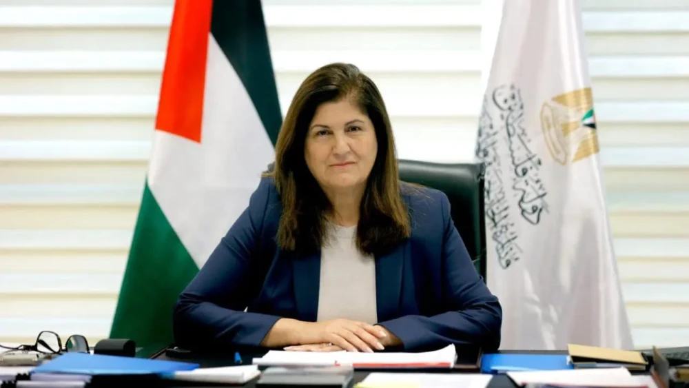 د. فارسين أغابكيان تقود مسار التحديث في وزارة الخارجية الفلسطينية