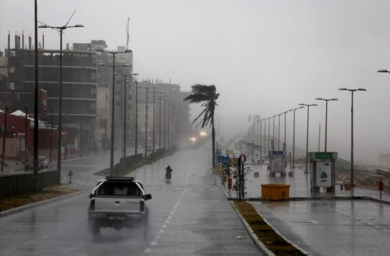 منخفض جوي وأمطار رعدية تضرب فلسطين حتى الأحد وتحذيرات من رياح مغبرة قوية